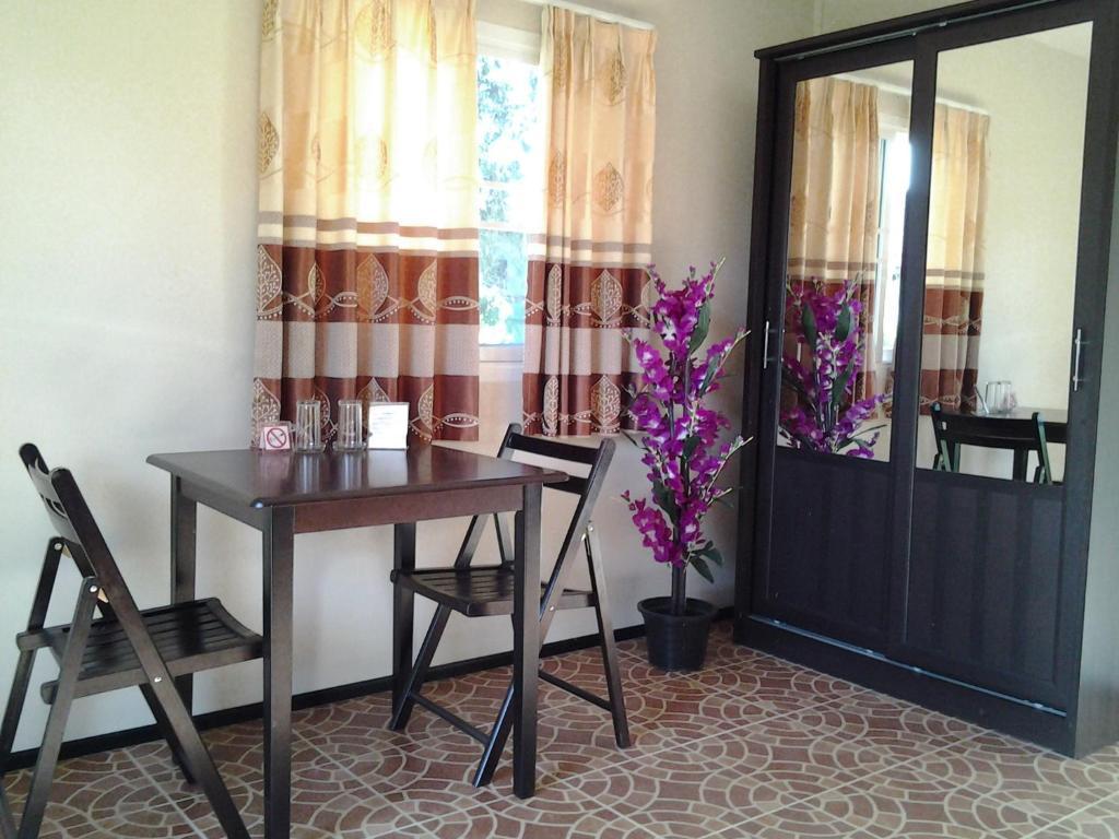 Moon River Resort Ubon Ratchathani Pokoj fotografie